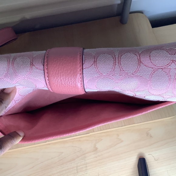 USED REAL MICHAEL KORS PURSE - Picture 6 of 7